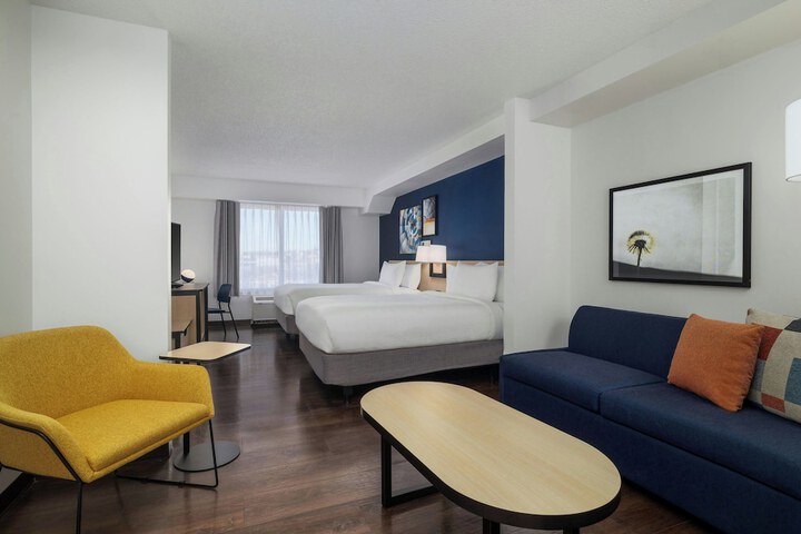 Room 21 of 54