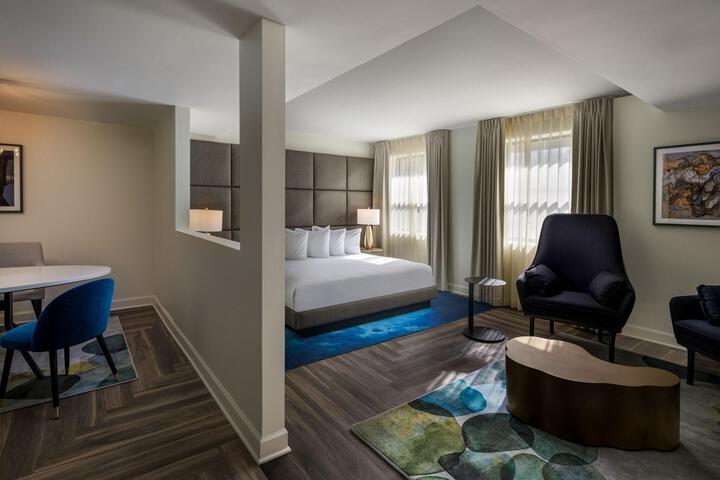 Room 31 of 47