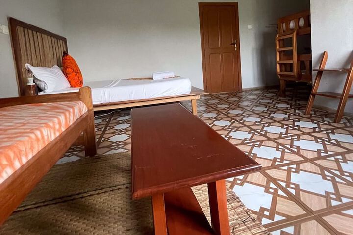Room 22 of 42
