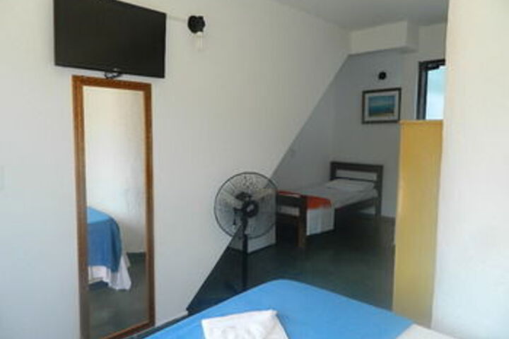 Room 52 of 90