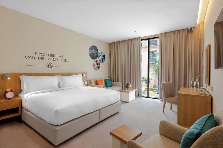 Room 7 of 35
