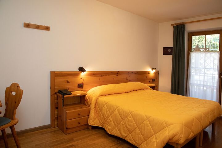 Room 21 of 42