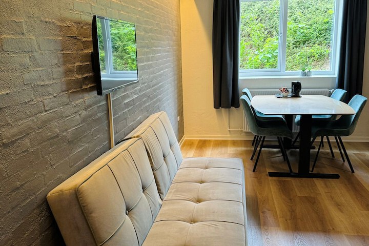 Room 20 of 75