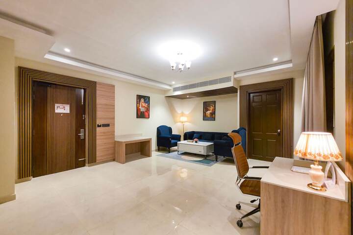 Room 56 of 93