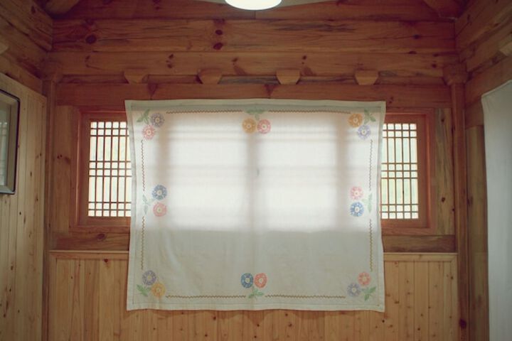 Room 2 of 25