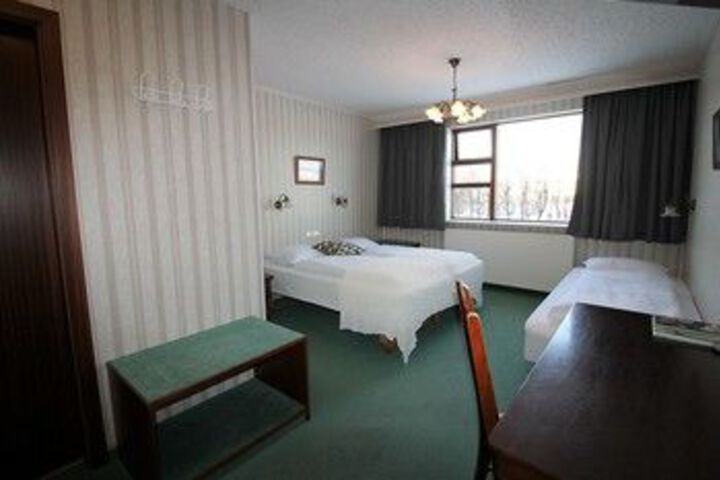 Room 65 of 88