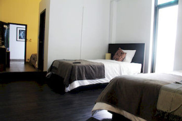 Room 33 of 58