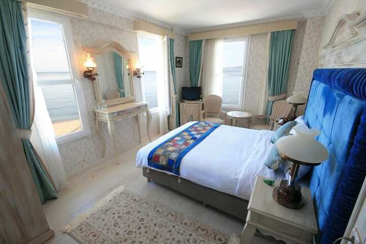 Room 6 of 23