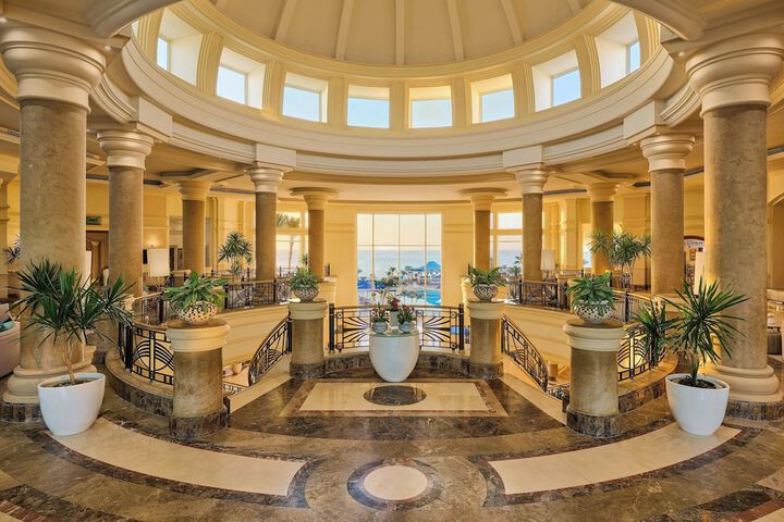 Hotel Interior 7 of 140