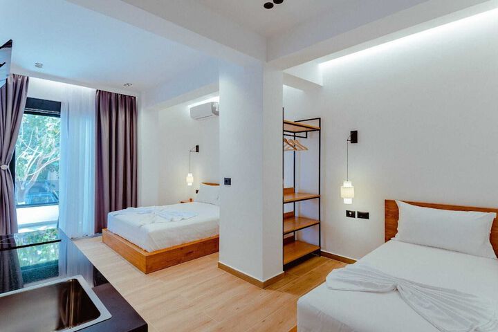 Room 12 of 88