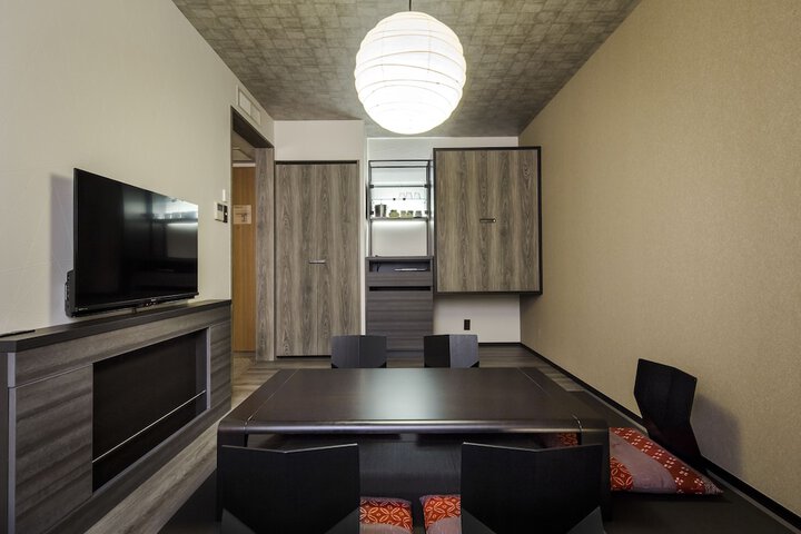 Room 22 of 79