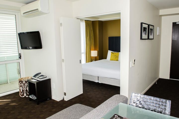 Room 5 of 67