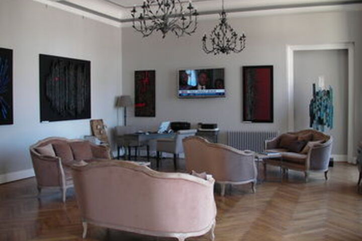Hotel Interior 27 of 38