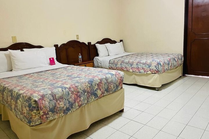 Room 15 of 32