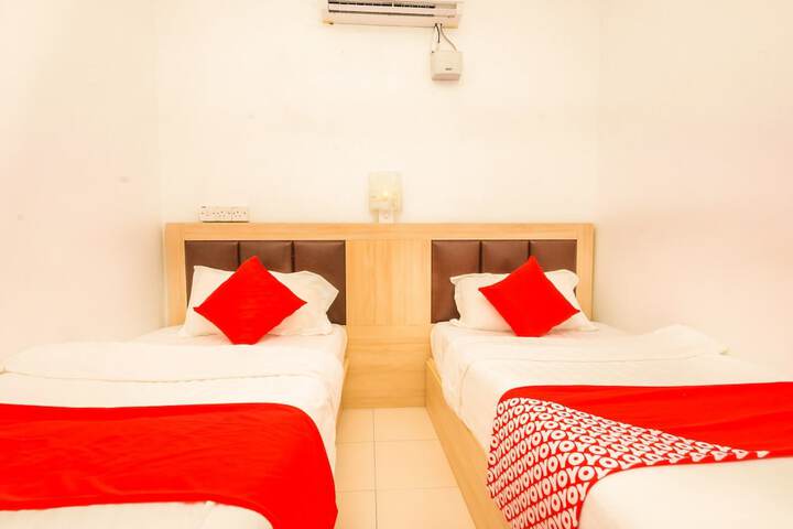 Room 17 of 19