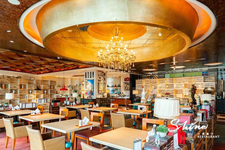 Dining Photos