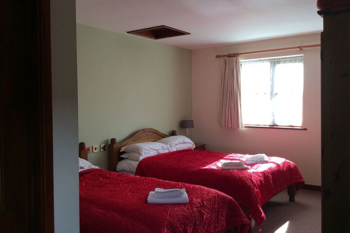 Room 11 of 27