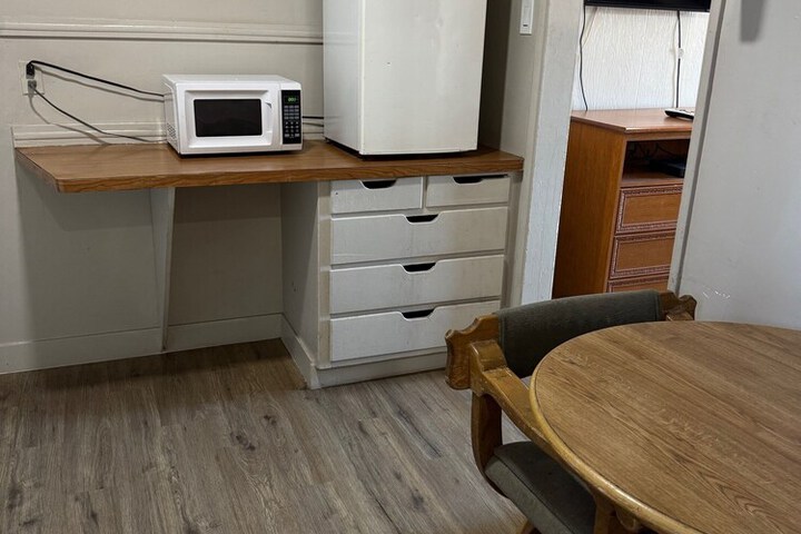 Room 33 of 60