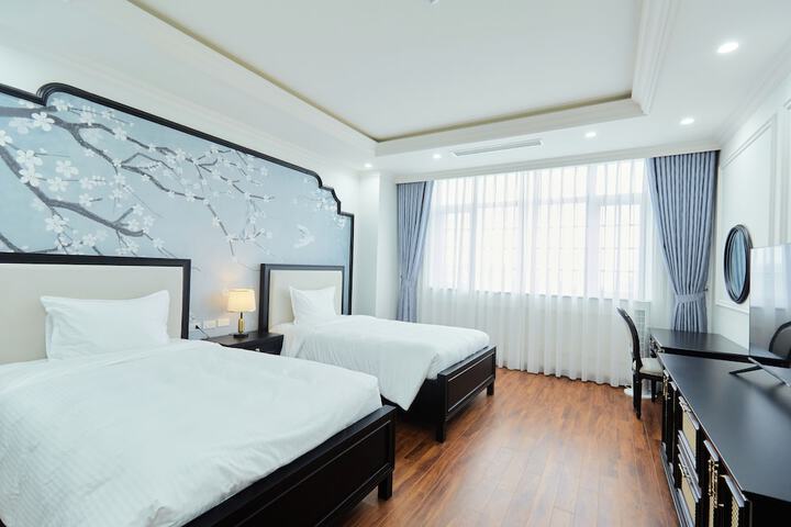 Room 3 of 36
