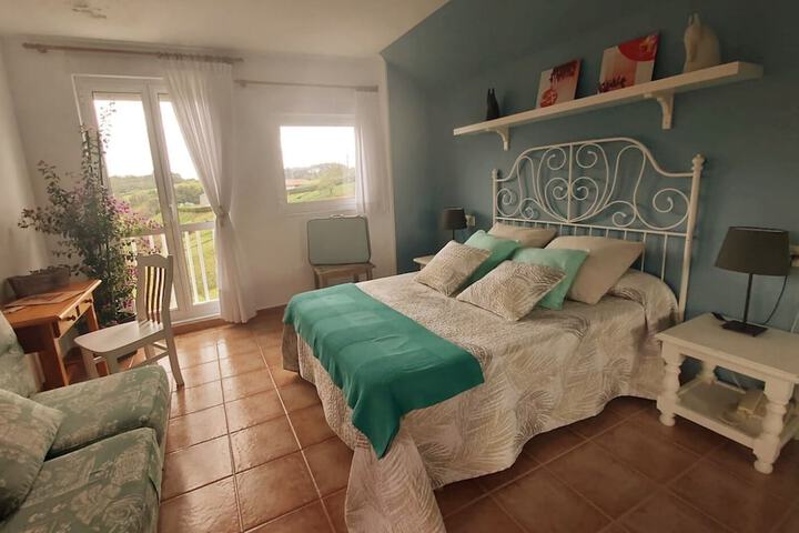Room 15 of 28