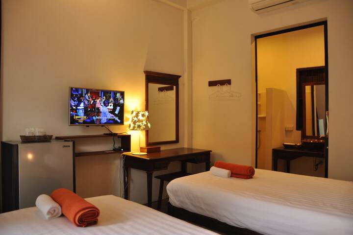 Room 25 of 57
