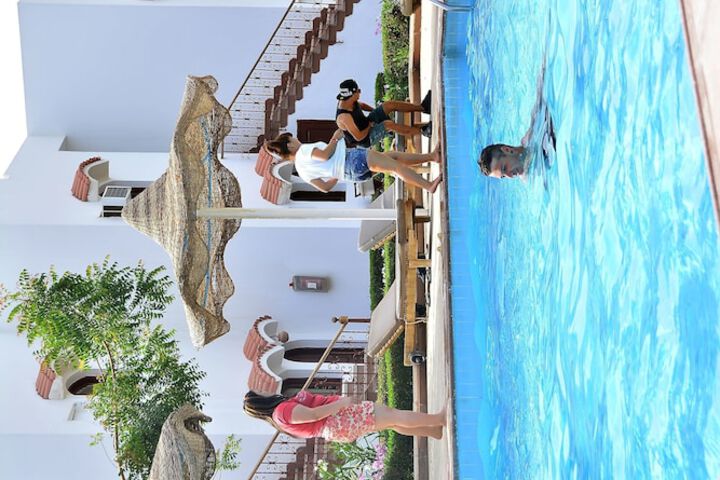 Pool 29 of 42