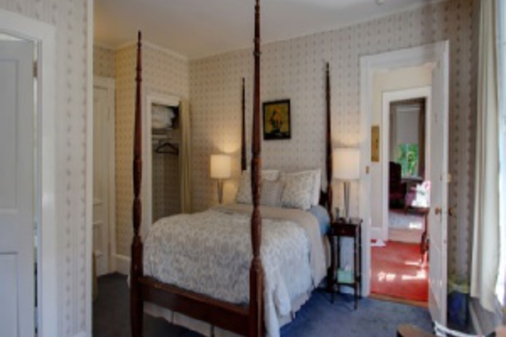 Room 69 of 408