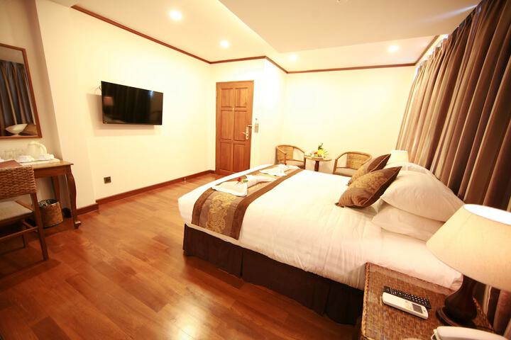Room 6 of 45