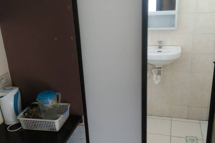 Room 64 of 126