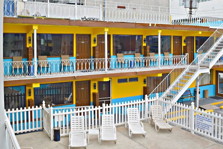 Terrace/Patio 16 of 19