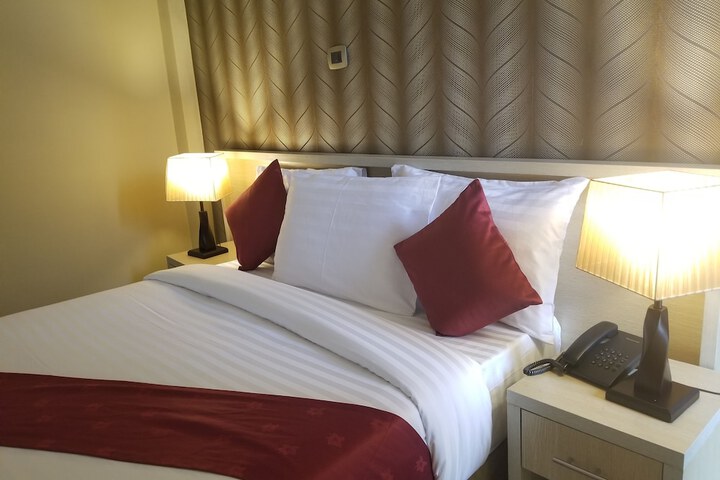 Room 7 of 43