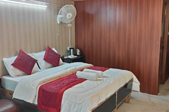 Room 7 of 22