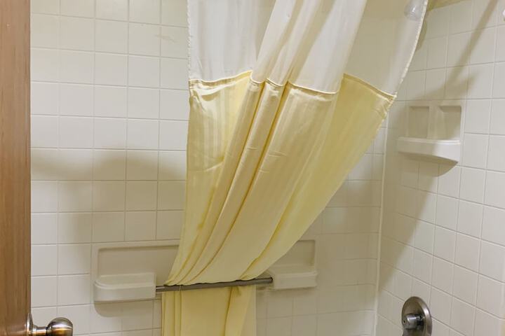 Room 12 of 26