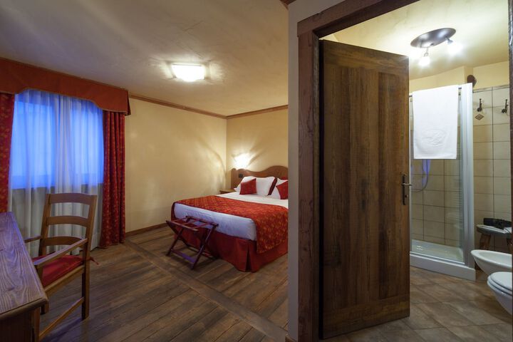 Room 10 of 55