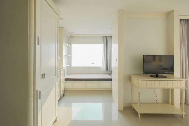 Room 63 of 165