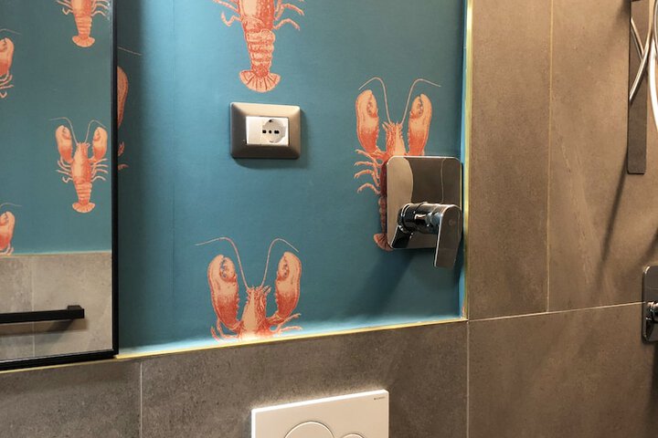Room 61 of 87