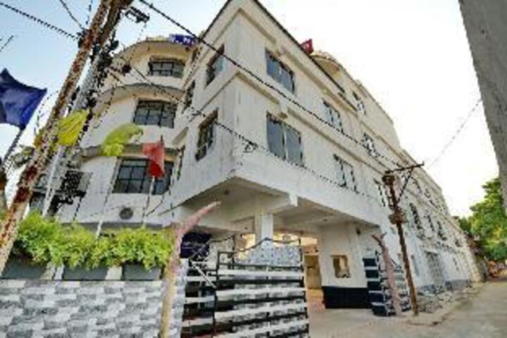 Hotel Rajdhani Annex
