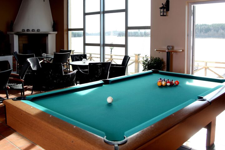 Hotel Pool