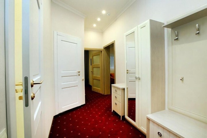 Room 14 of 47
