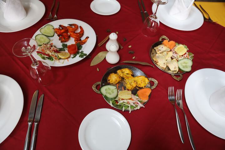 Dining 35 of 45