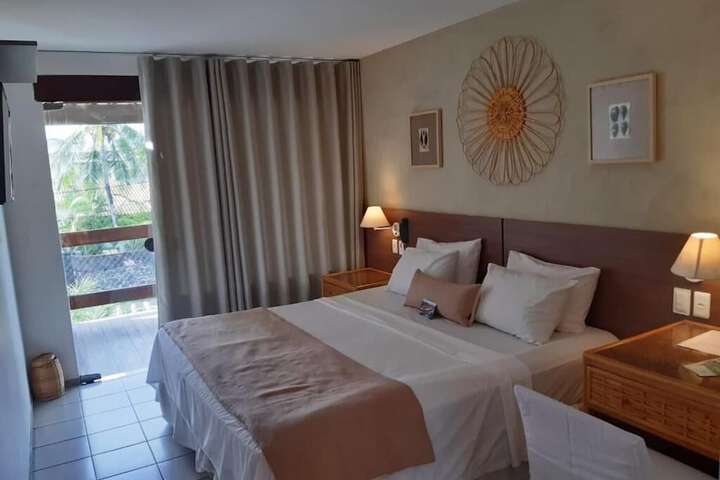 Room 2 of 20