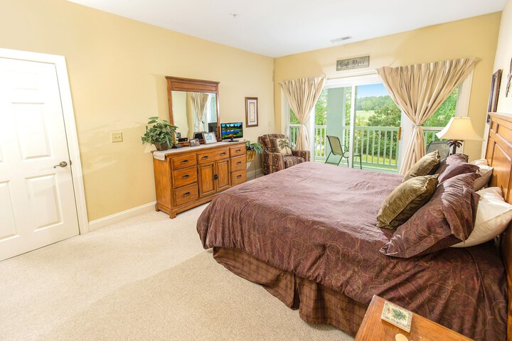 Room 5 of 52