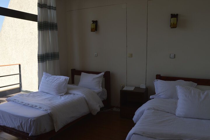 Room 11 of 41