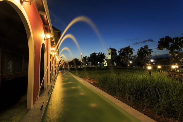 Hotel 7 of 8