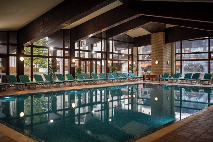 Pool Hotel