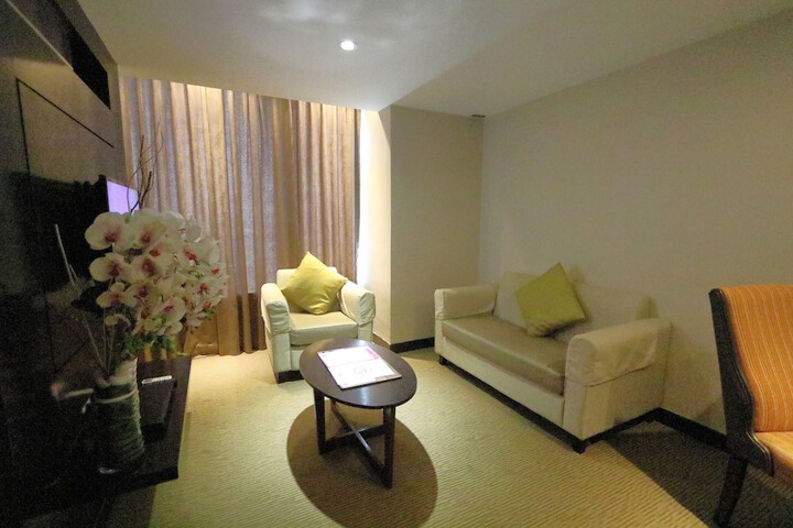 Room 29 of 66