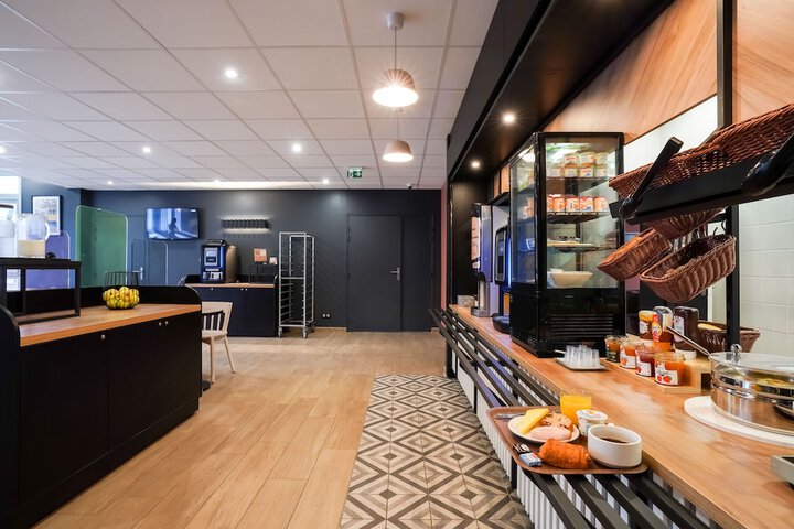 Dining Photos