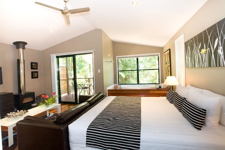Room 4 of 31