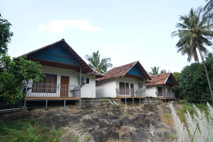 Room 5 of 15