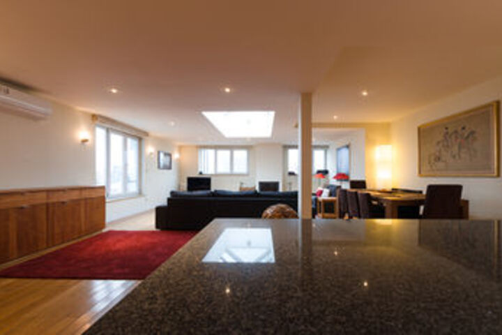 Room 26 of 27